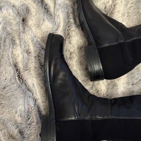 Stuart weitzman size 5 1/2 black boots - Picture 4 of 8